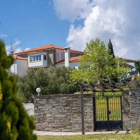 Villa Pirgadikia * Pyrgadikia