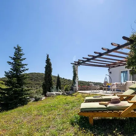 Vilă Villa Pirgadikia Pirgadikia